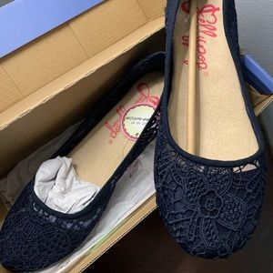 Jelly pop lace navy blue flats - brand new